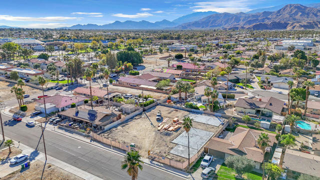 68855 Ortega Road, Cathedral City CA: https://media.crmls.org/mediaz/de3afea3-08aa-4d98-bb26-9e9ca95961ab.jpg