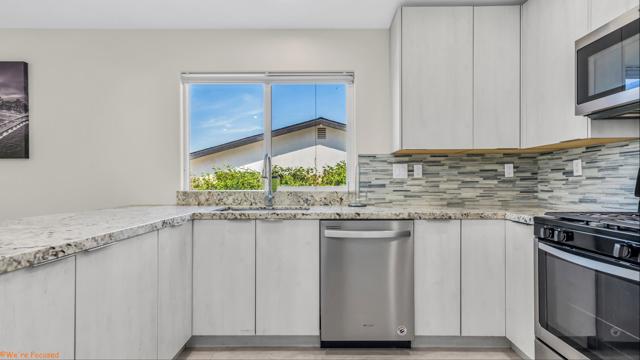 68099 Via Domingo, Desert Hot Springs CA: https://media.crmls.org/mediaz/de3d81dc-08a9-45ef-8ea5-a0b088aafaf5.jpg
