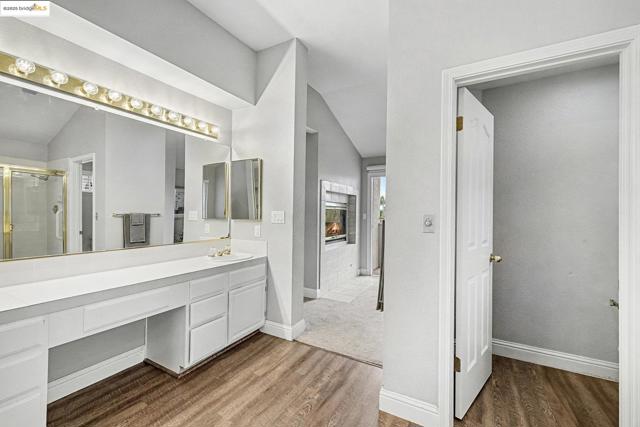 2127 Prestwick Dr, Discovery Bay CA: https://media.crmls.org/mediaz/de3e265a-a647-4aca-95dc-6030c3c5f165.jpg