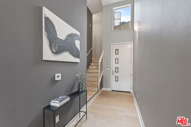 600 S Ridgeley Drive, Los Angeles CA: https://media.crmls.org/mediaz/de3e9e74-441a-4b13-975c-869e09cd2f21.jpg