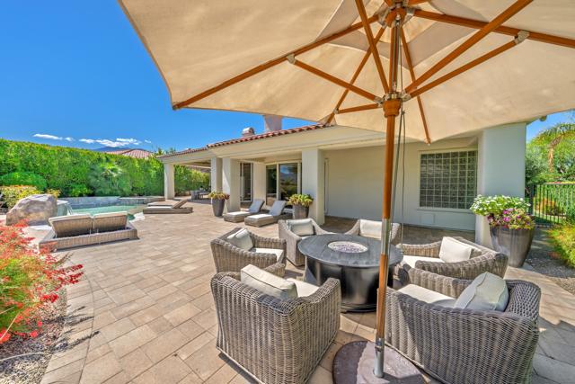 306 Loch Lomond Road, Rancho Mirage CA: https://media.crmls.org/mediaz/de3f4983-1384-43b5-b00a-4187776965fa.jpg