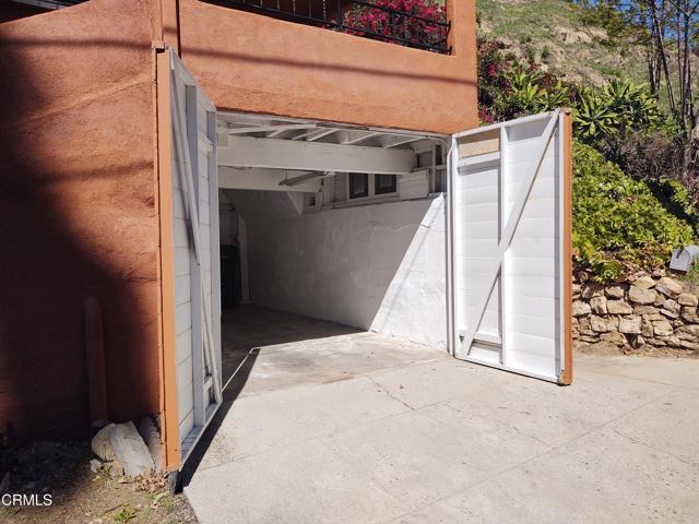 Detail Gallery Image 11 of 22 For 3545 the Paseo, Los Angeles,  CA 90065 - 1 Beds | 1 Baths