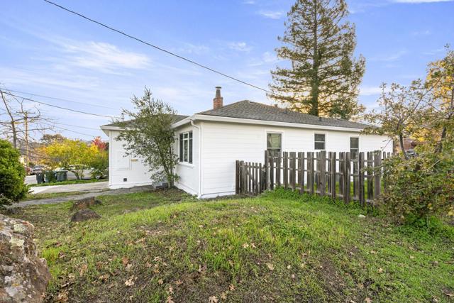 80 Hilltop Drive, San Carlos CA: https://media.crmls.org/mediaz/de3f9081-66a7-46b0-bd46-54b935fcedc4.jpg