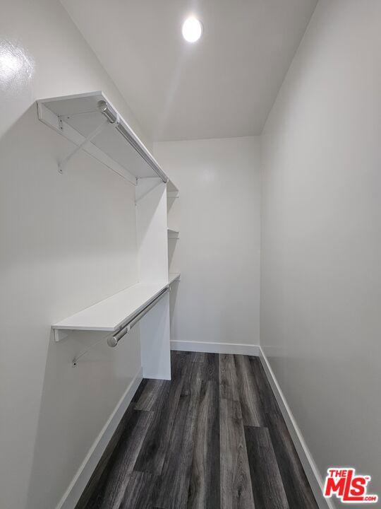 4031 Brunswick Avenue, Los Angeles CA: https://media.crmls.org/mediaz/de4065d4-5b2f-4f5d-b968-b4f86f544d16.jpg