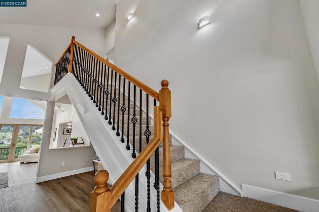 4044 Lambert Rd, El Sobrante CA: https://media.crmls.org/mediaz/de408cfa-92ab-4cbb-84fb-f8a837ff96ef.jpg