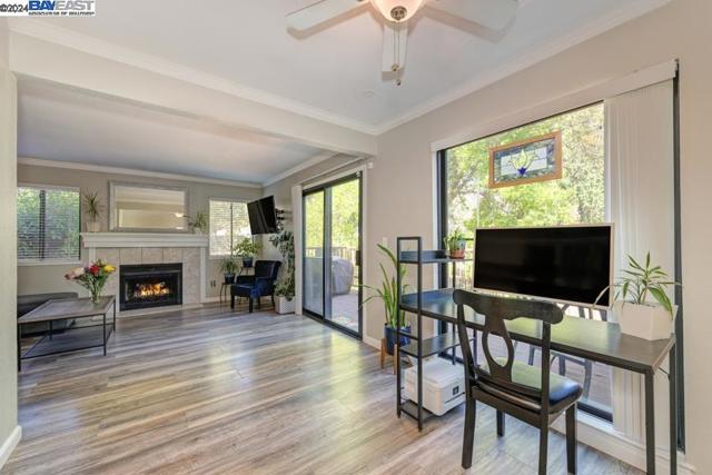 Image 9 of 42 For 8039 Arcade Lake Ln