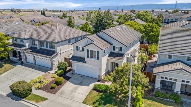 36075 Crystal Springs Drive, Newark CA: https://media.crmls.org/mediaz/de41a2cf-9de3-4c82-965d-c48a571fddfb.jpg