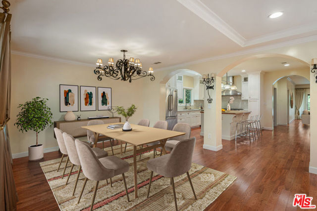 Image 2 of 22 For 806 Crescent Heights Boulevard