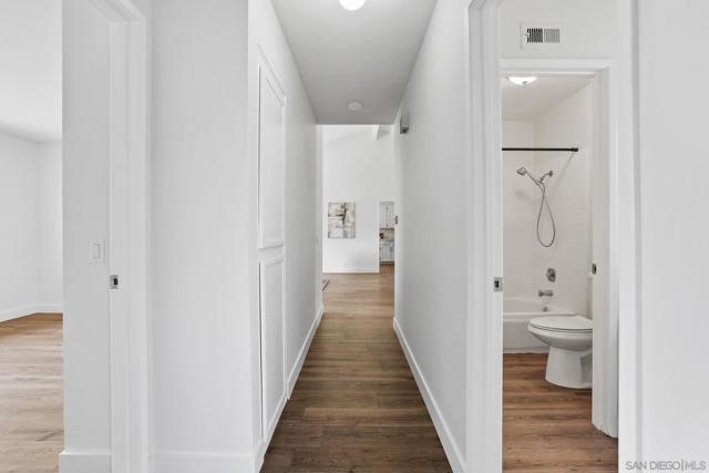 3663 Forest Road, Oceanside CA: https://media.crmls.org/mediaz/de4284f0-da94-44f0-8e47-0e8ec476f7f1.jpg
