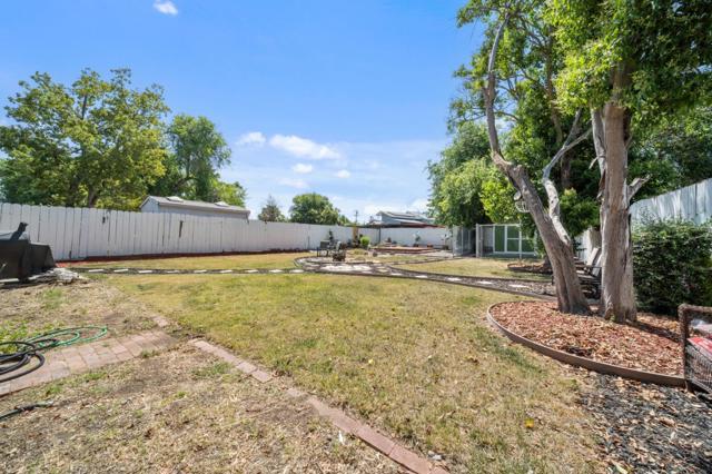 1247 Locust Street, Livermore CA: https://media.crmls.org/mediaz/de42f8cc-6cbb-4b37-8948-21ccf2daa0ac.jpg