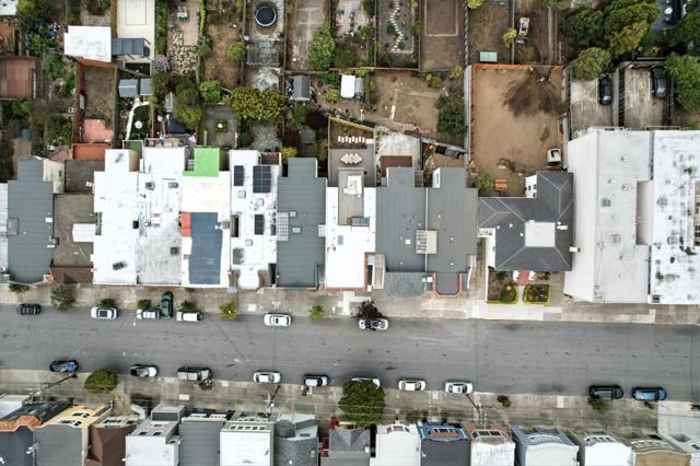 651 41st Avenue, San Francisco CA: https://media.crmls.org/mediaz/de437bf7-d3c0-4a14-a6fb-c0571014c6ad.jpg