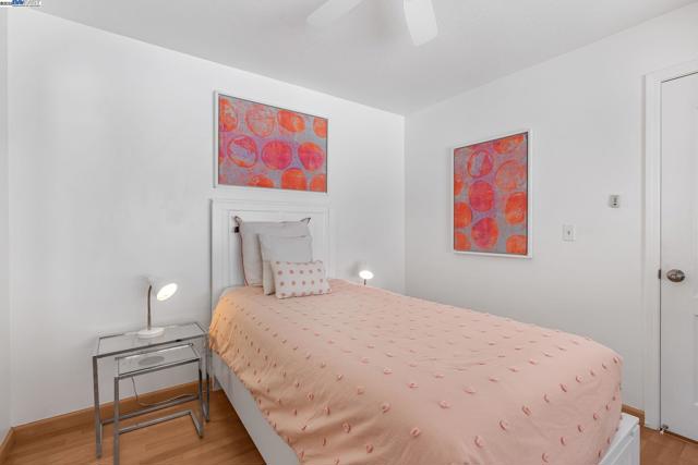 3253 Verde Ct, Pleasanton CA: https://media.crmls.org/mediaz/de45037d-f58f-458d-a3d6-c8bf137540e4.jpg