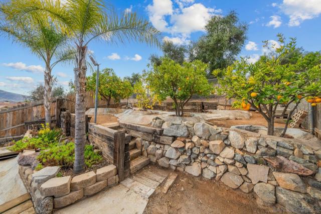 11764 66 Avenida Marcella, El Cajon CA: https://media.crmls.org/mediaz/de458f5f-999c-443c-bdb3-b82da2afe958.jpg