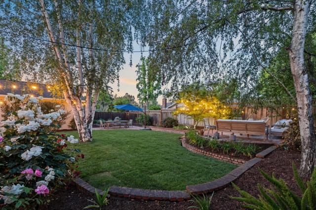 140 Stonybrook Road, Los Gatos CA: https://media.crmls.org/mediaz/de45a3db-c6a1-4a36-9917-906fc843fc00.jpg