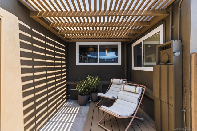 3006 Fir St, San Diego CA: https://media.crmls.org/mediaz/de45b40e-ef24-44d9-8cbc-f21a52175782.jpg