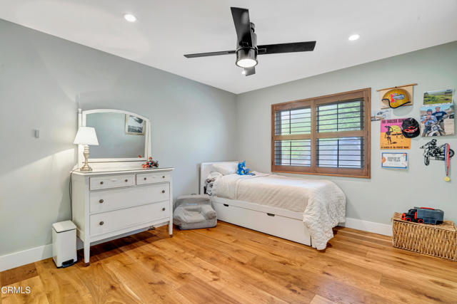 1136 Horizon Drive, Ventura CA: https://media.crmls.org/mediaz/de46ba45-f096-4ddc-883c-a7a839d48cc0.jpg