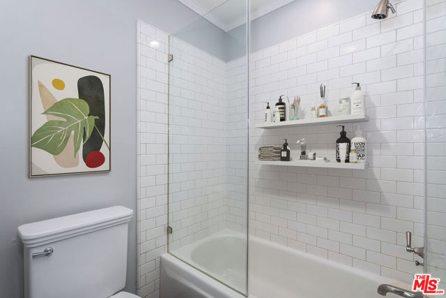 906 N Doheny Drive, West Hollywood CA: https://media.crmls.org/mediaz/de46c30b-3a70-41c2-a8f2-e8820f97c74e.jpg