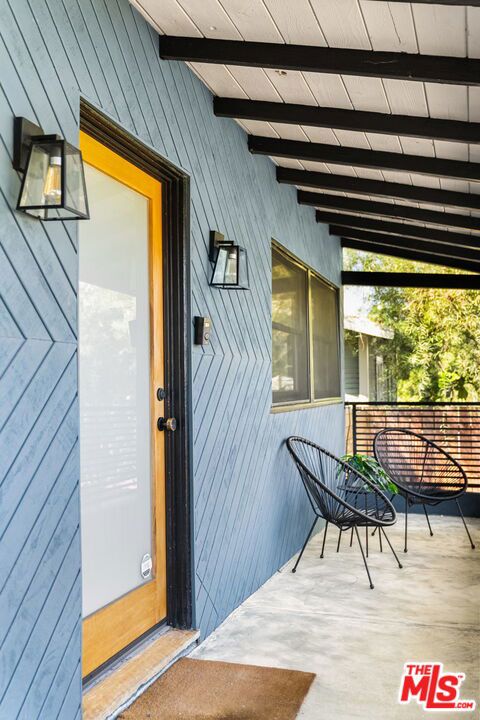 4940 Twining Street, Los Angeles CA: https://media.crmls.org/mediaz/de46eeec-2cd5-475b-8e8d-68e5140f1ddb.jpg
