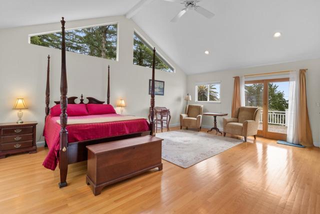 520 Tabor Drive, Scotts Valley CA: https://media.crmls.org/mediaz/de46ff0e-beb5-4f60-8911-c20d21f31480.jpg