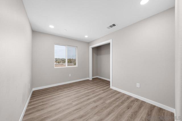 3335 37 S Barcelona St., Spring Valley CA: https://media.crmls.org/mediaz/de47aeef-864a-4f9d-b220-18afa10c1120.jpg