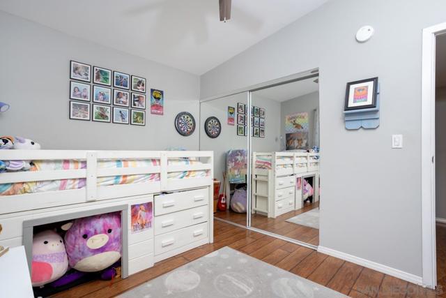 4612 Revillo Way, San Diego CA: https://media.crmls.org/mediaz/de47ca84-bdce-43d7-96b6-1f1d67fab96d.jpg