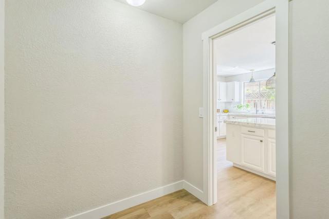 6371 Blackberry Court, Gilroy CA: https://media.crmls.org/mediaz/de49604c-4101-4e38-b331-4aafa70f75dd.jpg