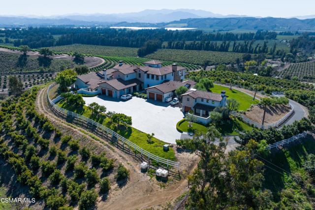 1451 E La Loma Avenue, Somis CA: https://media.crmls.org/mediaz/de4a2c43-b6a9-4bd7-9d56-4e611794afe6.jpg