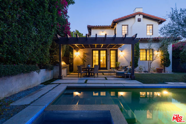 735 N Stanley Avenue, Los Angeles CA: https://media.crmls.org/mediaz/de4a3753-eb40-4f34-ae2a-18732a619c9e.jpg