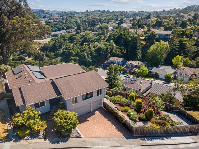1243 Homewood Avenue, San Mateo CA: https://media.crmls.org/mediaz/de4a463d-9c44-4802-8ed2-81d2c1e30924.jpg