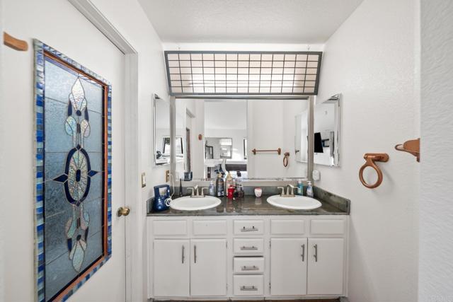 Detail Gallery Image 40 of 64 For 941 Redbud Rd, Chula Vista,  CA 91910 - 4 Beds | 3 Baths