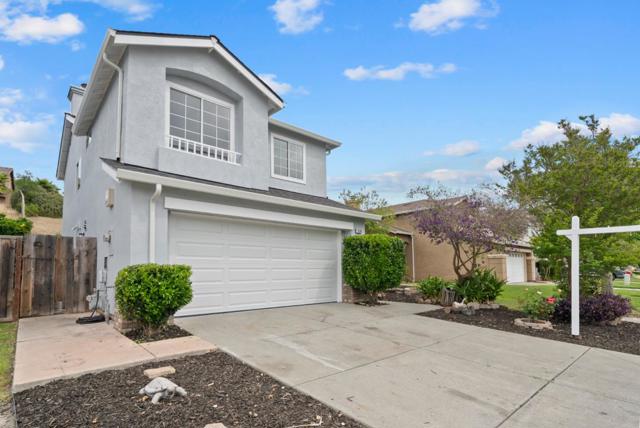 330 Carousel Drive, Vallejo CA: https://media.crmls.org/mediaz/de4ab062-e189-4c04-8a5f-ab2730115b99.jpg