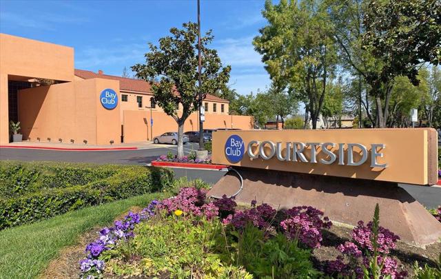 216 Montclair Road, Los Gatos CA: https://media.crmls.org/mediaz/de4ac946-2025-4722-b1a5-3f85c58341b1.jpg