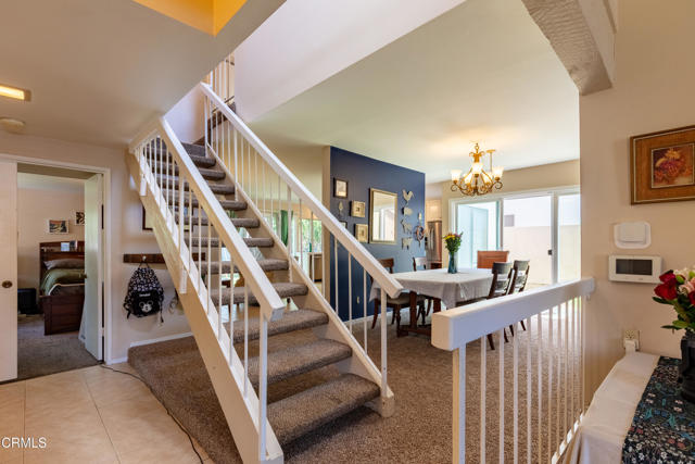 Detail Gallery Image 4 of 27 For 686 Martinique Pl, Newbury Park,  CA 91320 - 4 Beds | 3 Baths