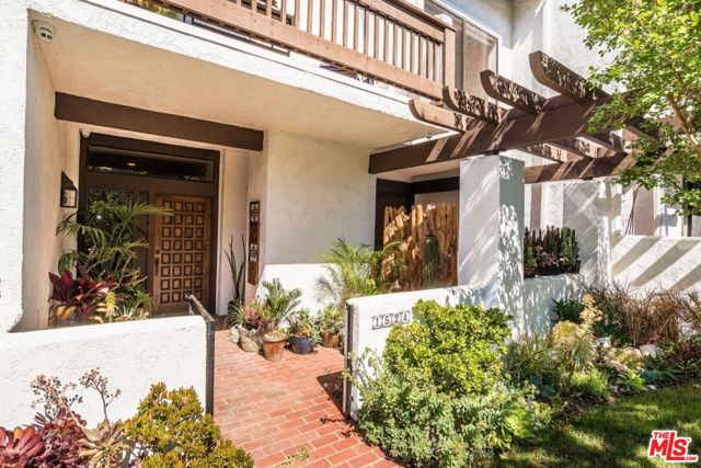 Drew Fenton | 1524 Michael Lane Pacific Palisades CA | MLS: 7347137