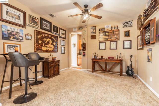 3438 Keystone Loop, Discovery Bay CA: https://media.crmls.org/mediaz/de4b6b02-b314-41e3-bcfe-beeb984492de.jpg