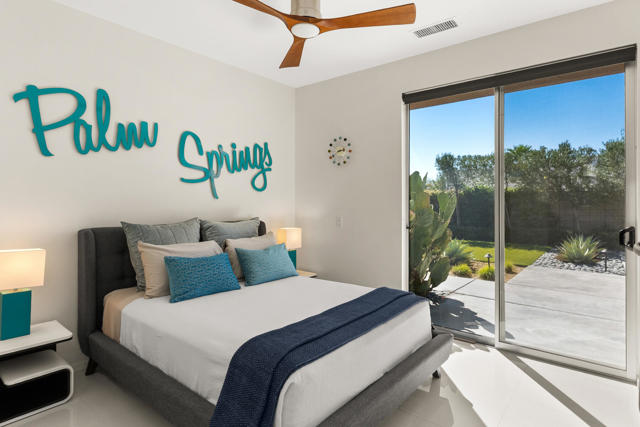 1069 Azure Court, Palm Springs CA: https://media.crmls.org/mediaz/de4ba1c6-ca80-4806-b7c8-5b55d586c412.jpg