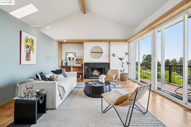 120 Hill Rd, Berkeley CA: https://media.crmls.org/mediaz/de4c1bb3-2e39-4d98-9ef9-d9c69022519c.jpg
