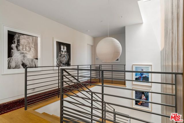1030 Somera Road, Los Angeles CA: https://media.crmls.org/mediaz/de4c4391-01f9-4fb8-89d6-6ff3fe348b84.jpg