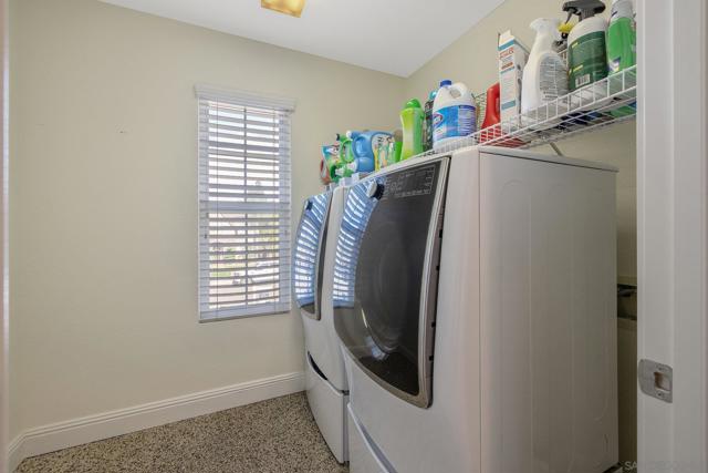 Image 49 of 69 For 2415 Oak Grove Ct