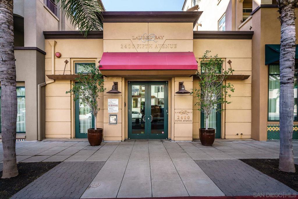 https://media.crmls.org/mediaz/de4da476-3088-41d3-9158-99a404d83346.jpg?preset=X-Large