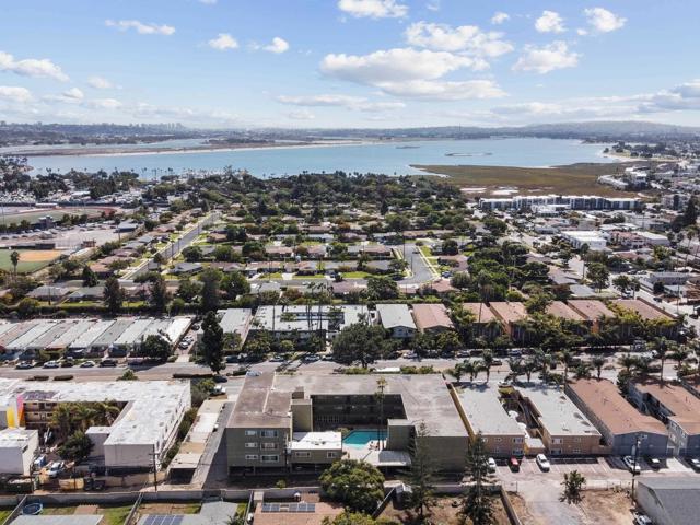 2266 Grand Ave, San Diego CA: https://media.crmls.org/mediaz/de4e39d9-38a4-4a1d-bc13-60498fb8733b.jpg