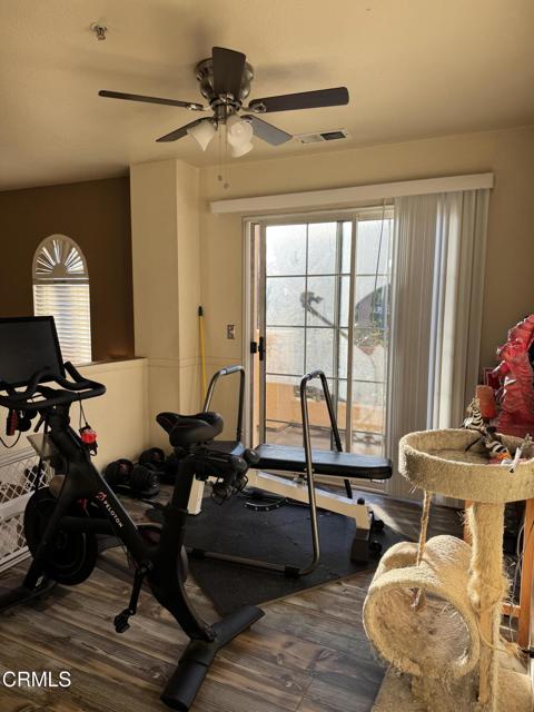 Detail Gallery Image 12 of 47 For 1174 Oyster Pl #15,  Oxnard,  CA 93030 - 4 Beds | 2/1 Baths