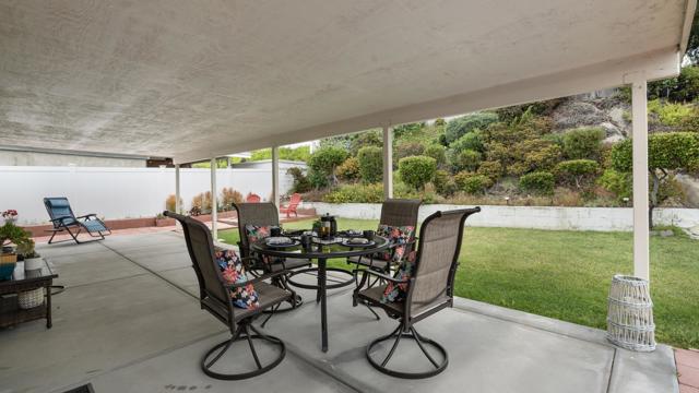 271 E Rienstra Street, Chula Vista CA: https://media.crmls.org/mediaz/de4f62f9-b451-4637-b200-56326222d1ff.jpg
