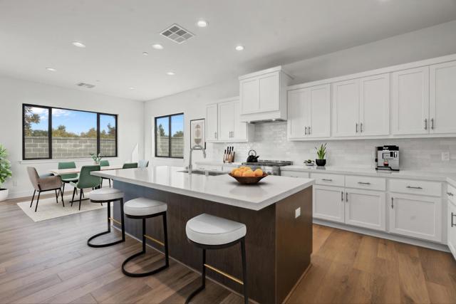 410 Maria Drive, Hollister CA: https://media.crmls.org/mediaz/de4f6cad-896b-4984-a325-207300c13bc9.jpg