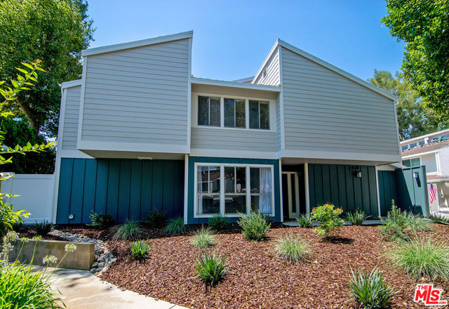 18170 Andrea Circle North, 1 photo 1