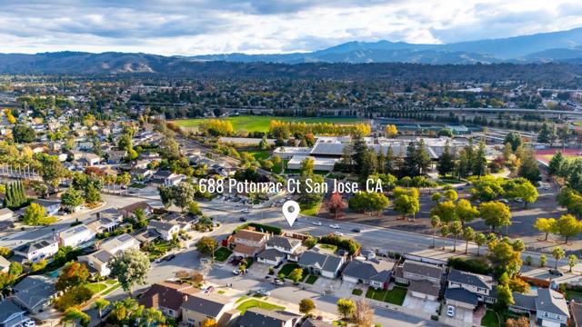 668 Potomac Court, San Jose CA: https://media.crmls.org/mediaz/de504d38-55c3-4364-b395-2bf618943abd.jpg