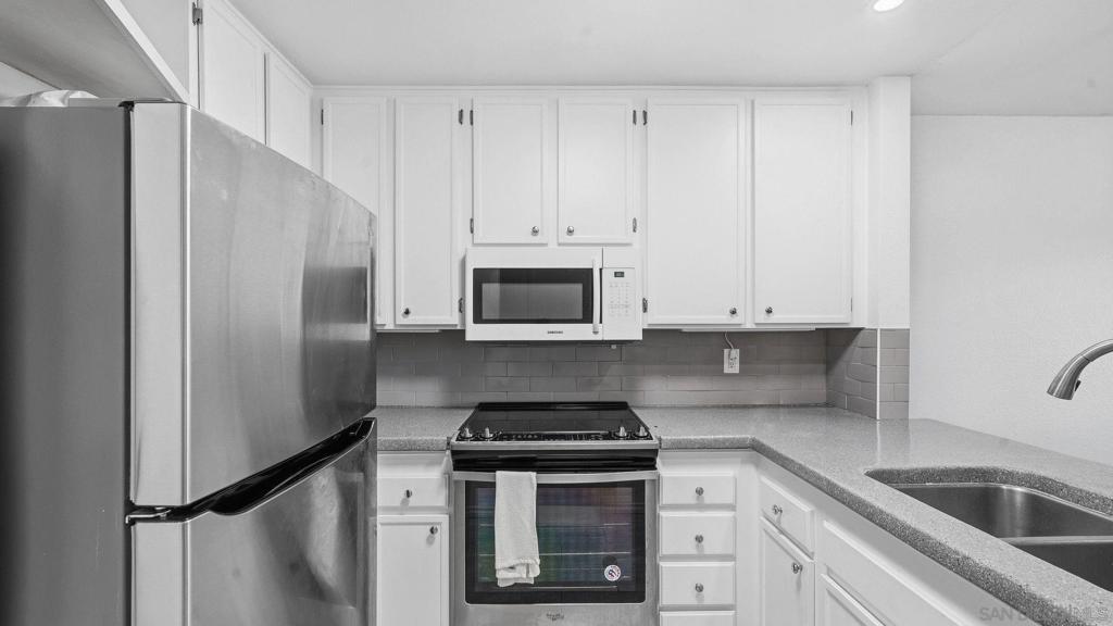 5980 Dandridge Ln - photo 5
