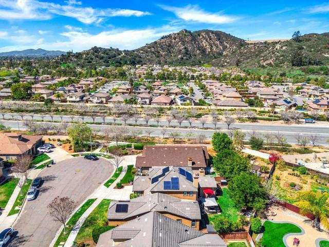 448 Kennedy Court, Escondido CA: https://media.crmls.org/mediaz/de519f63-2321-45cc-bef3-38f65efbe391.jpg