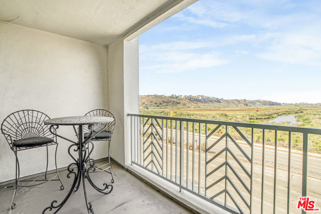 MLS #25587815 image #23