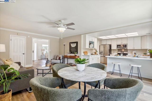 4532 Birch Bark Rd, Concord CA: https://media.crmls.org/mediaz/de51ff11-bc7a-47f8-9a40-c72d54e53b9e.jpg